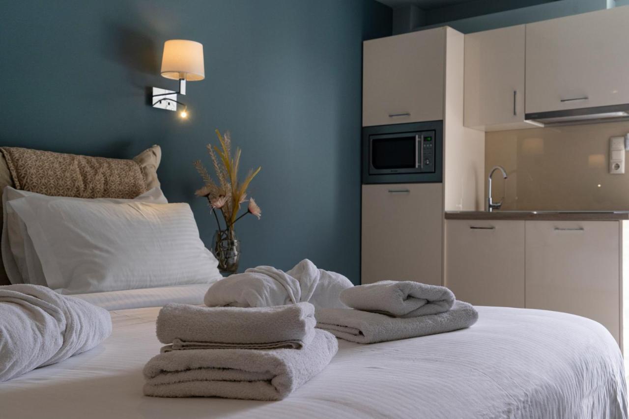 Edem Luxury Apartments Néa Péramos 外观 照片