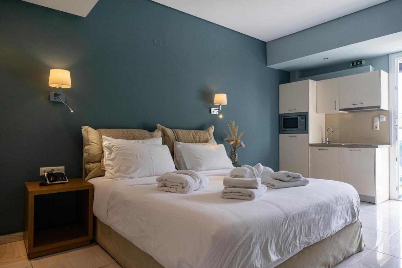 Edem Luxury Apartments Néa Péramos 外观 照片