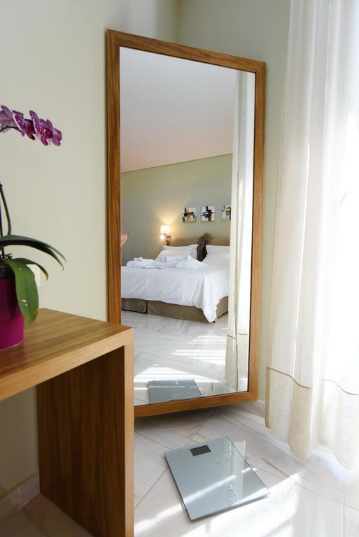 Edem Luxury Apartments Néa Péramos 客房 照片
