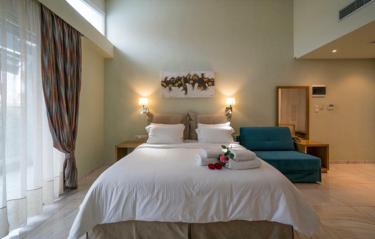 Edem Luxury Apartments Néa Péramos 外观 照片